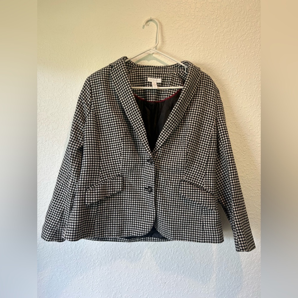 Charter Club Women’s Black and White Houndstooth Blazer Size 14